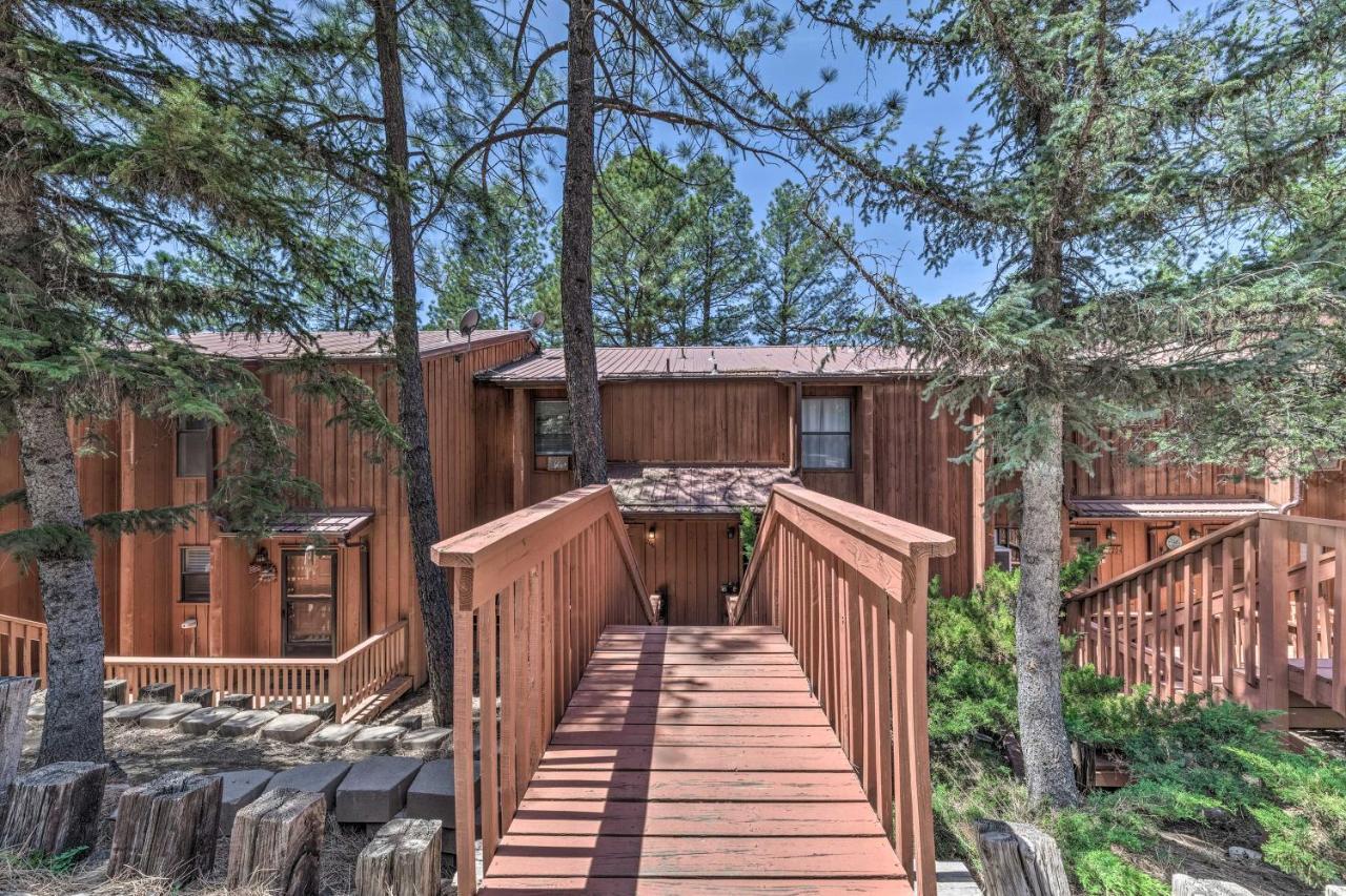 Forested Ruidoso Condo With Deck And Fireplace! Zewnętrze zdjęcie